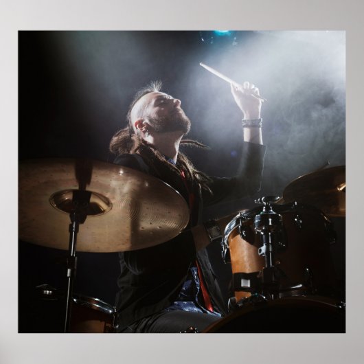 ドラマーのシルエット、暗いステージ設定 ポスター (正面)