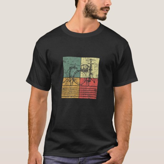 ドラマー進化,ドラセット,ミュージシャンのデザイン Tシャツ (正面)