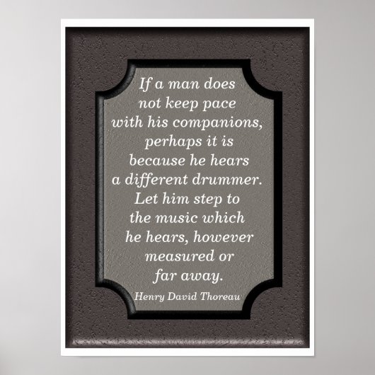 ドラマー違う – ソロー引用文プリント ポスター (正面)