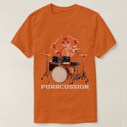 ドラムおもしろいセットPercuss上のパークスションキャットドラマー Tシャツ (デザイン正面)