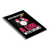 ドラムを持つ少女を決して過小評価しない ノートブック (右側)