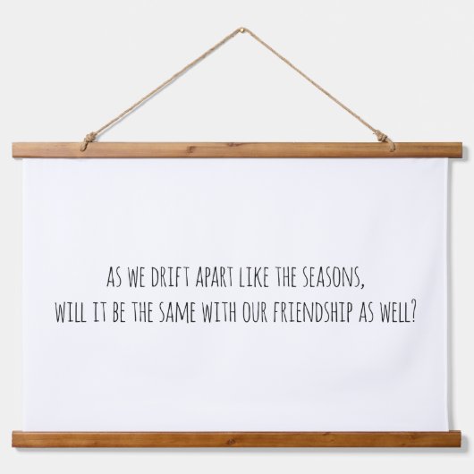 ドリフトアパートウッドトップウォールタペストリー 吊り下げ型タペストリー (正面)