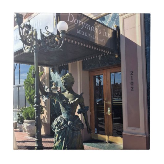 ドリマンズイン，ニューポートビーチ，カリフォルニア タイル (正面)