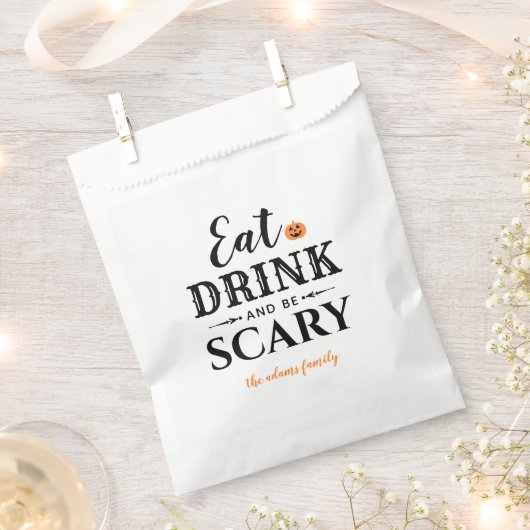 ドリンクと怖い食べタイポグラフィモダンハロウィン フェイバーバッグ (クリップ留めされた状態)