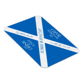 ドリンクと食べトーストのロビー、スコットランド国旗を燃やす マグネット (右側)