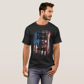 ドリンクブーズライトヒューズアメリカ国旗7月4日ビール Tシャツ (正面フル)