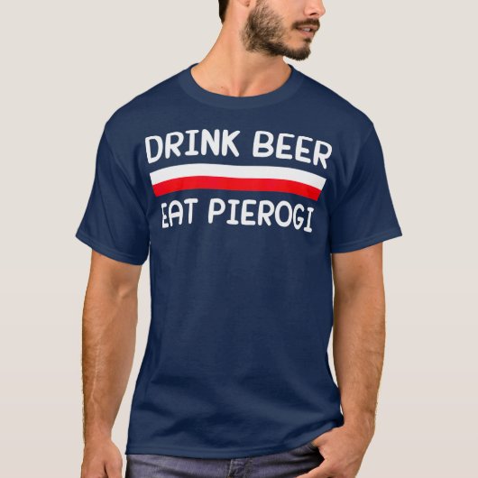 ドリンク食べビールピエロギポーランド国旗のポーランドギフト Tシャツ (正面)