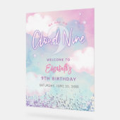 ドリーミガーリーオンクラウドナイン第9誕生日へようこそ アクリルサイン (傾斜)