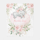 ドリーミースウィートベビーエレファントガール赤面ピンクフローラ フリースブランケット (正面)