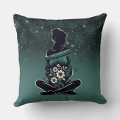 ドリーミーフローラシルエットとティール（緑がかった色）《写真》ぼけ味 クッション (裏面)