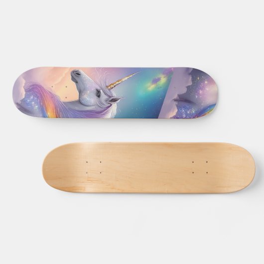 ドリーミーホワイトユニコーンファンタジーパステルコズミックスカイ スケートボード (横)