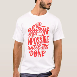 「ドリームス来トゥルグラディエント文字Tシャツ – 意欲を起こ」 Tシャツ