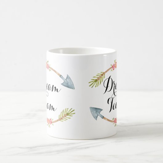 ドリームチームの水色のトライバル矢印 コーヒーマグカップ (中央)