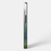 ドリームテックを抱き込む_トレンディーウッズiPhone13ケース iPhoneケース (左側面)