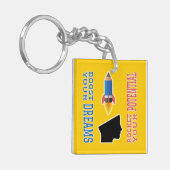 ドリームブースターと潜在的ロケット キーホルダー (正面左)