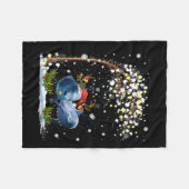 ドルフィントナディアハットサンタクリスマスツリーおもしろいXm フリースブランケット (正面(横))