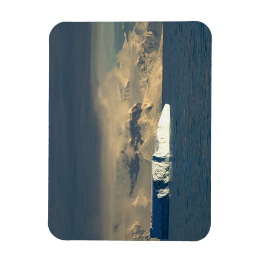 ドレイクの最初の部分のアイスバーグ マグネット (縦)