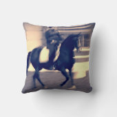 ドレスセージ抽象芸術 クッション (裏面)