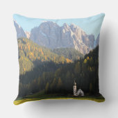 ドロマイト山の装飾用クッションが付いている教会 クッション (裏面)