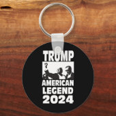 ドン・トランプ2024防弾投降伝説 キーホルダー (正面)