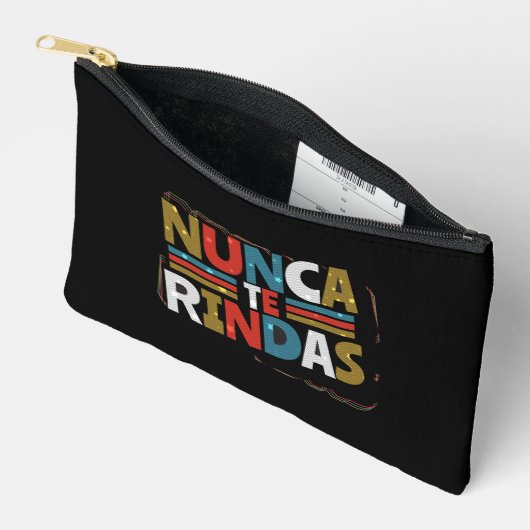 ドースペインのプ与え引用文- Nunca Te Rindas アクセサリーポーチ (見開き)