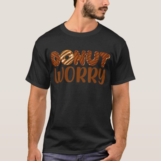 ドーナツおもしろい心配チョコレートドーナツ愛グルメ Tシャツ (正面)