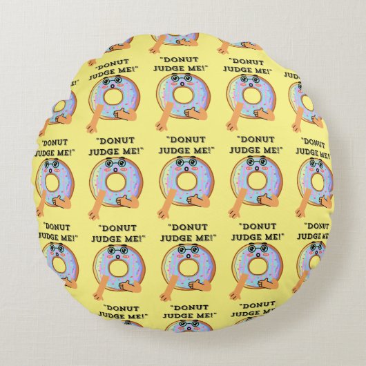 ドーナツが私を判断する ラウンドクッション (正面)