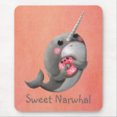 ドーナツとの内気なNarwhal マウスパッド (正面)