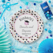 ドーナツと度の卒業パターパーソナライズされたン ペーパープレート (パーティー)