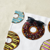 ドーナツのパターカラフルン、ドーナツ、あなたの名前 ビーチタオル (インサイチュ)