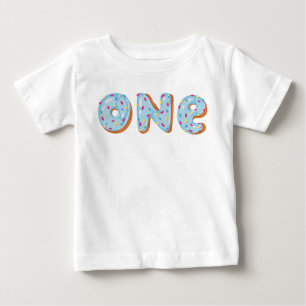 ドーナツは最初誕生日1を育ちます ベビーTシャツ