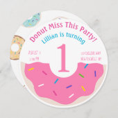 ドーナツをテーマにした最初の誕生日パーティの招待状 招待状 (正面/裏面)