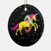 ドーナツを飛び越えるユニコーン セラミックオーナメント (左)