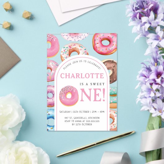 ドーナツパターン1st誕生日パーティーファーストスウィートワン アクリル招待状 (インサイチュ (ウェディング))