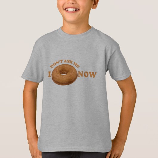 ドーナツユーモアシャツ – スタイル、カラーを選択 Tシャツ (正面)