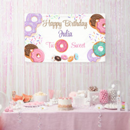ドーナツ女の子2歳の誕生日 横断幕