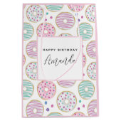 ドーナツ柄のキュートでカラフルな誕生日 ミディアムペーパーバッグ (正面)