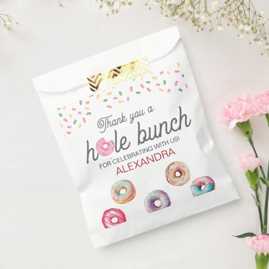 ドーナツ甘いワンピンク1歳の誕生日パーティー フェイバーバッグ (封をした状態)