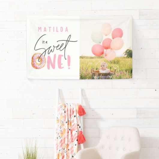 ドーナツ甘い1歳の誕生日パーティー 横断幕 (インサイチュ)