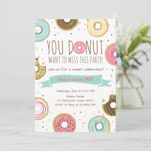 ドーナツ誕生日パーティーの招待ドーナツ恋しく思 招待状 (スタンド正面)