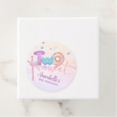 ドーナツ2つの甘い2番目の誕生日紙カップ フェイバータグ (インサイチュ)