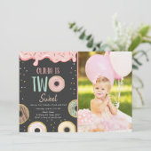 ドーナツ2人のピンクのドーナツ娘誕生パーティー 招待状 (スタンド正面)