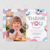 ドーナツ・ドーナツ・スプリンクルズ誕生日パーティーの写真 サンキューカード (正面/裏面)