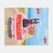 ドーバーマンドッグバレンタインズデイトラックハート フリースブランケット (正面(横))