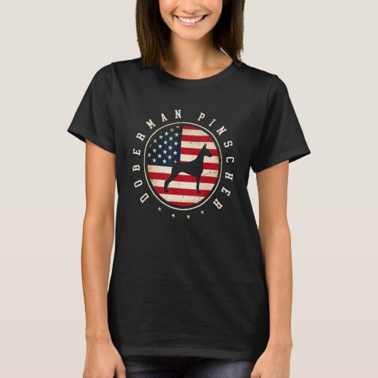 ドーベルマン アメリカ国旗 7月4日 犬のママ パパ Tシャツ (正面)