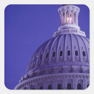 ドームに灯りがついた黄昏時のアメリカ合衆国議会議事堂 スクエアシール