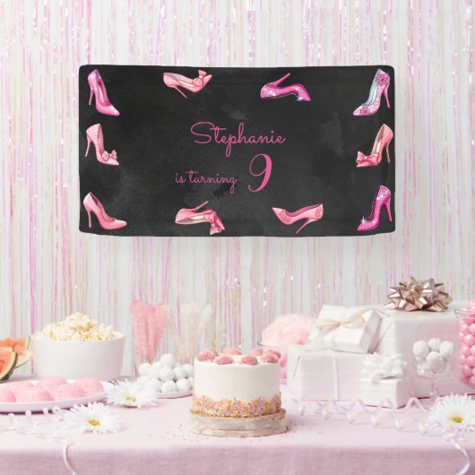 ドールピンクのハイヒールシューズの女の子の誕生日パーティー 横断幕 (パーティー)