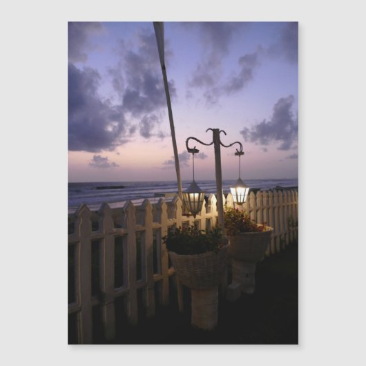 ドーン・オン・ザ・ビーチ (正面)