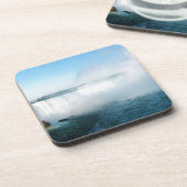 ナイアガラ滝。 コースター (左側)