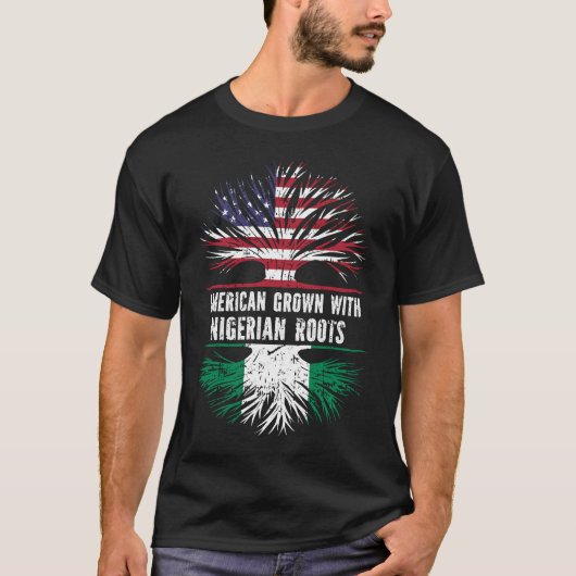 ナイジェリアのルーツ米国国旗で育ったアメリカ人 Tシャツ (正面)